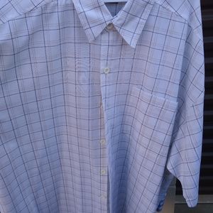 Short sleeve plaid shirt